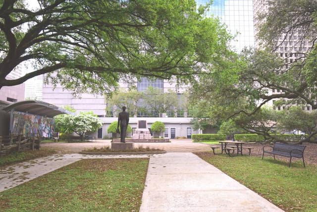 Connally Plaza