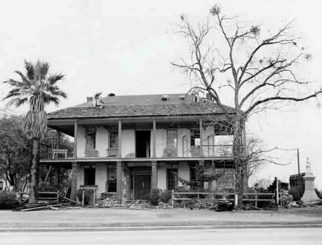 Kellum-Noble House reopens in Sam ...