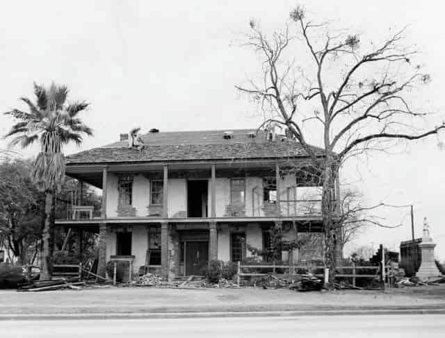 Kellum-Noble House