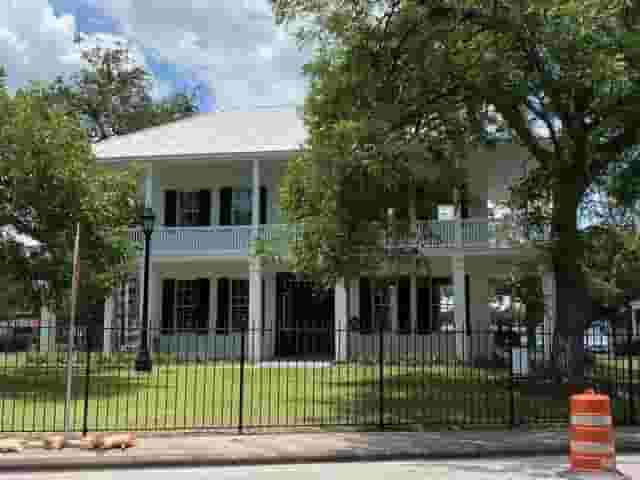 Kellum-Noble House