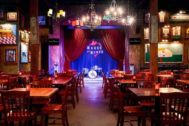 Bronze Peacock Room at House of Blues Houston, vibrant event space for live performances.