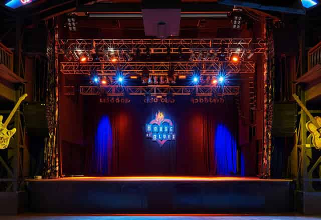 Banquet hall
