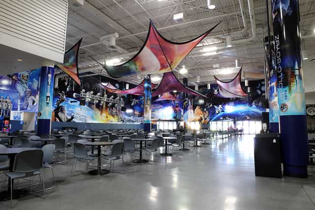 Vibrant event space at The Food Lab, ideal for creative meetings and social gatherings.