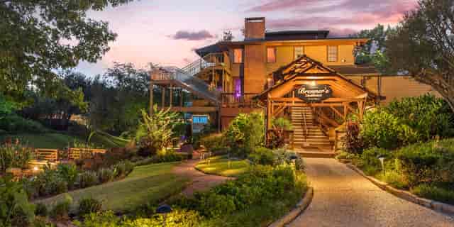 Lounge at Brenner's On The Bayou, rustic venue for elegant events and gatherings.