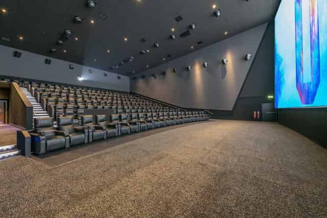 ODEON LUXE Leeds Thorpe Park