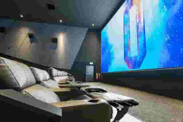 ODEON LUXE Leeds Thorpe Park