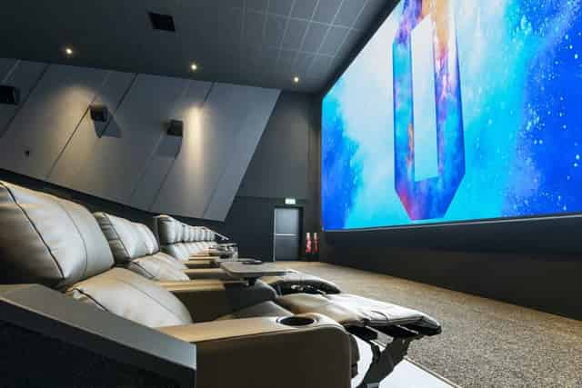 ODEON LUXE Leeds Thorpe Park