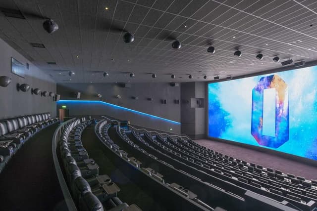 ODEON LUXE Leeds Thorpe Park