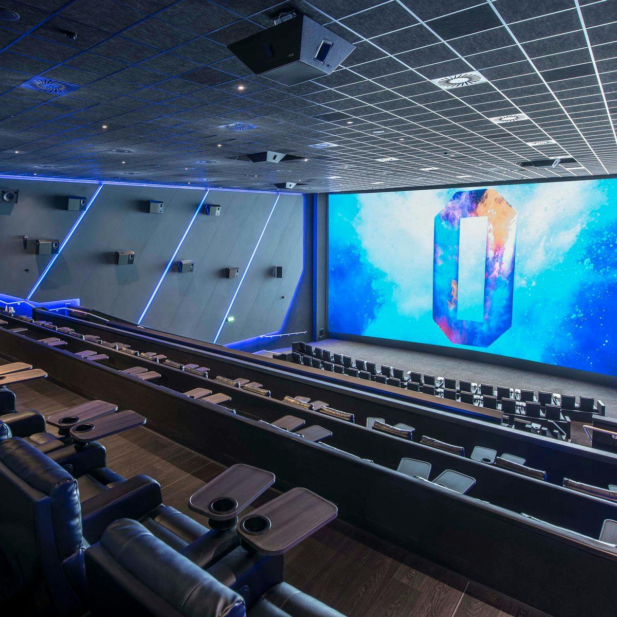 Modern cinema SCREEN 10 at ODEON LUXE Leeds for corporate events and film screenings.