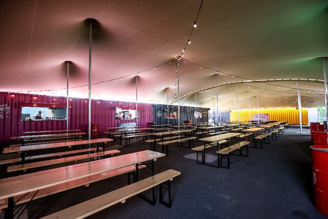 Food Court