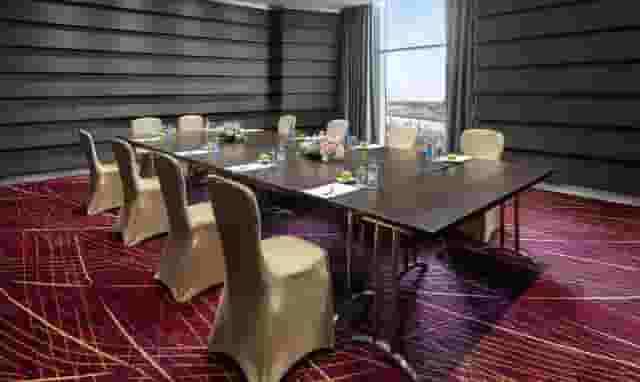 Gardens Boardroom