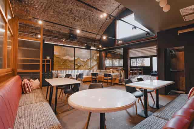Rivington St venue: industrial chic, vaulted brick, event space