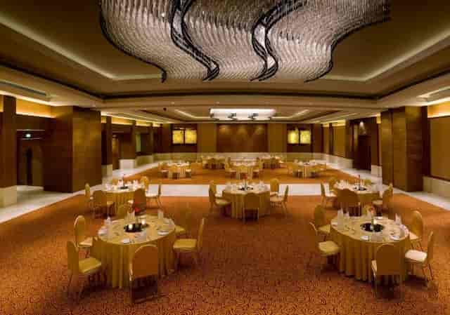 Elegant Crystal Ballroom banquet hall in The LaLiT New Delhi, perfect for corporate events.