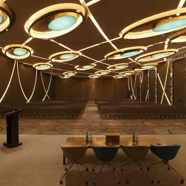 Peacock ballroom in Pullman New Delhi: modern venue for conferences and corporate meetings.