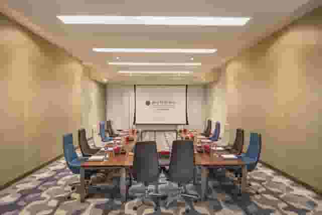 Co-Meeting