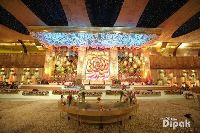 Wedding Lawn
