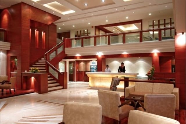 Modern hotel lobby in Nebula Hall, perfect for events and meetings. Elegant design.