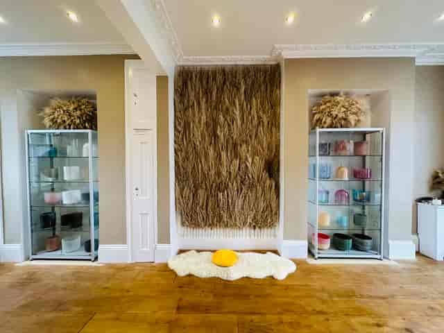 Stylish Studio in reZen with elegant decor, ideal for intimate events and creative workshops.