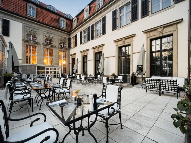 Schlosshotel Berlin by Patrick Hellmann