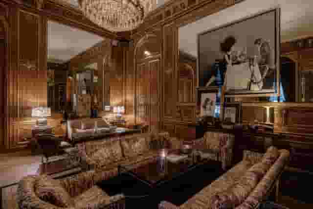Schlosshotel Berlin by Patrick Hellmann