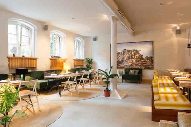 Modern restaurant in OH with versatile seating ideal for networking events and gatherings.