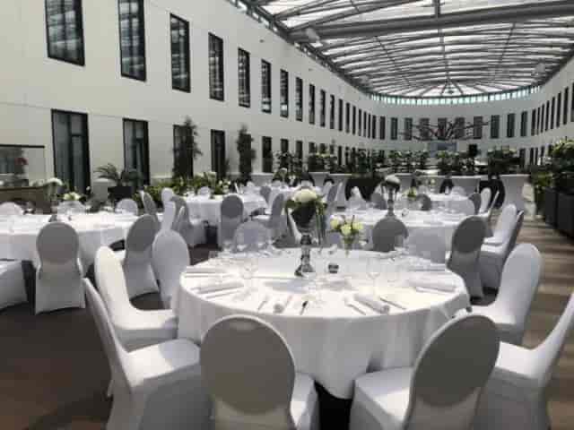 Elegant banquet hall at Mercure Hotel MOA Berlin, perfect for corporate events and celebrations.