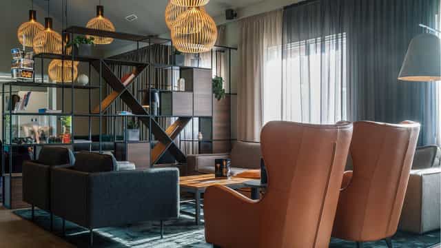 Modern lounge in Go Hotel Østerport for informal meetings and networking events.