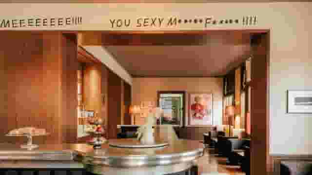 Hotel Bar
