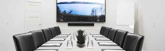 Modern conference room with lakeside view - ideal for meetings and events at Hotel Koldingfjord.