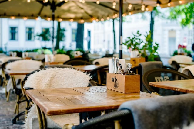 Wine bar