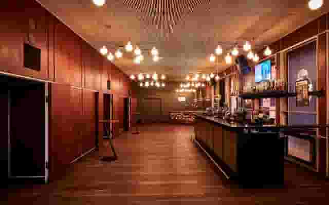 Ideal Bar