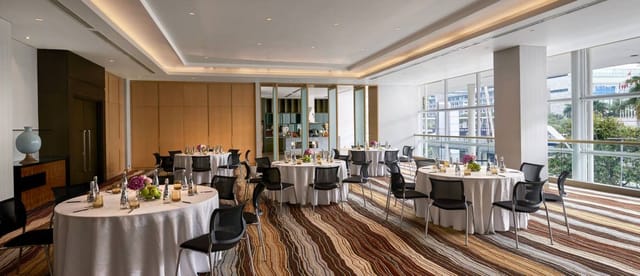 Grand On Thamrin Ballroom in Pullman Jakarta, elegant venue for meetings and events.