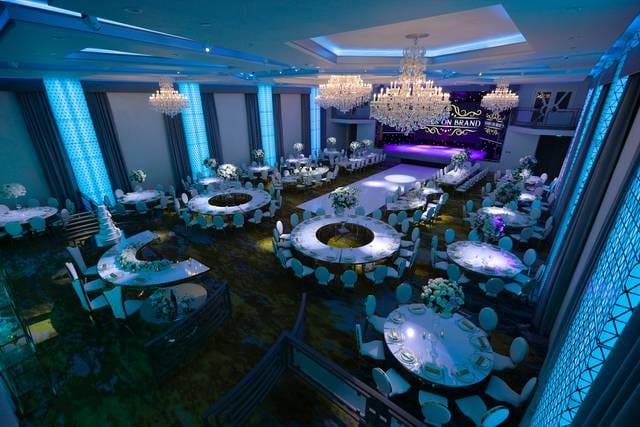 Stars on Brand - Venue - Glendale, CA ...