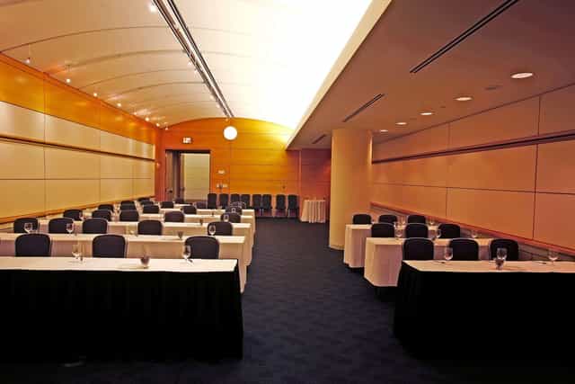Hemisphere Suite meeting room with natural light for corporate events and workshops.