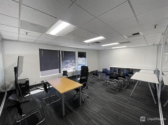 Private offices in Circuit Launch with modular furniture for collaborative meetings.