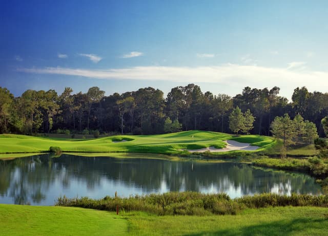 The Club at Carlton Woods