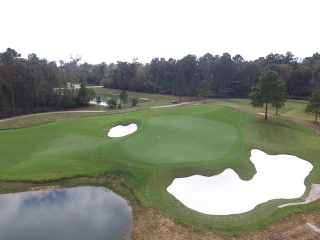 Tom Fazio Championship golf course at Carlton Woods, perfect for corporate events and team-building.