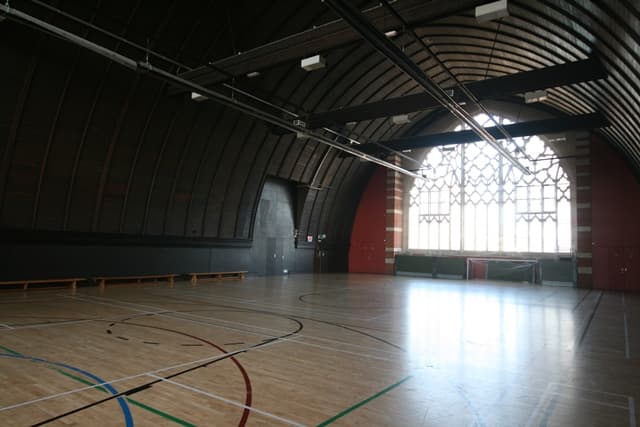The Harrow Club
