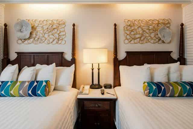 Grand Palm Colonnade
