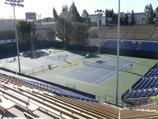 File:UCLA tennis courts.jpg - Wikimedia ...