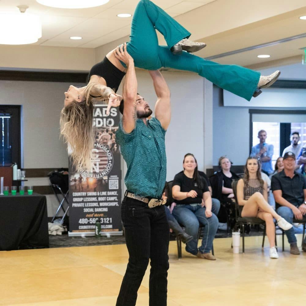 Country Swing Party Dancers - EVA
