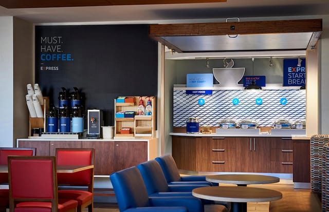 Holiday Inn Express And Suites Glendale ...
