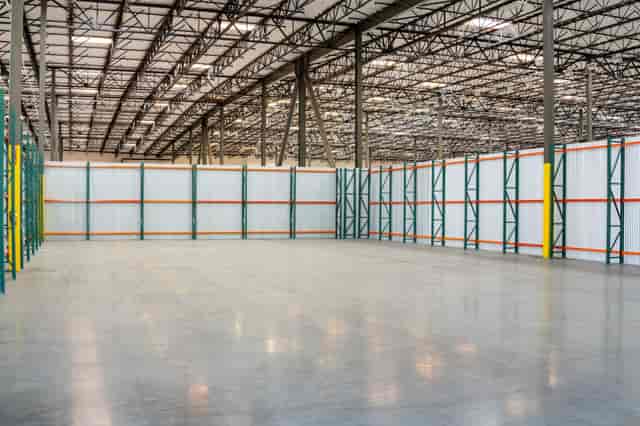 Spacious Cubework event space with high ceilings for conferences and exhibitions.