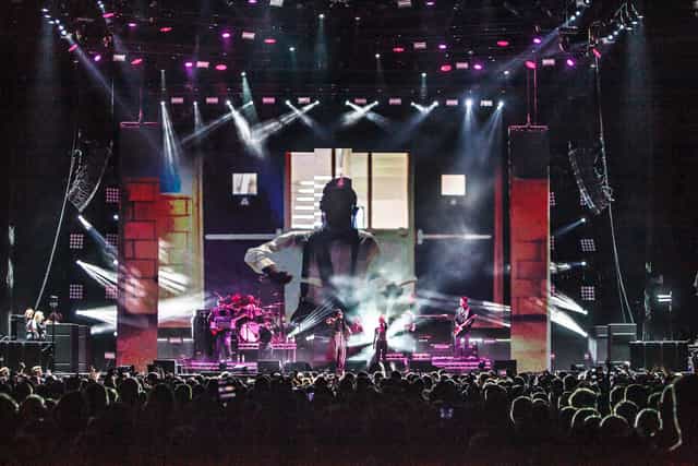 Vibrant concert at Black Box with immersive stage design and lighting for live events.