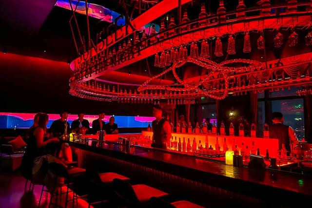 Bar Rouge