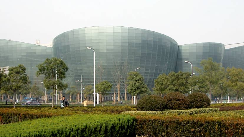 Modern exhibition gallery in Shanghai, ideal for conferences and events.
