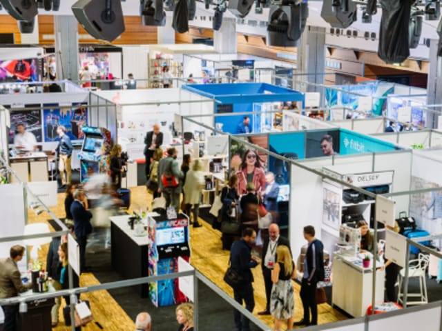 Salon Omyague exhibition hall, organized booths, networking event in Les Salles du Carrousel