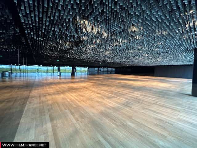 Elegant Panoramic Petit Salon, Cité de la musique - ideal for conferences and gala events.