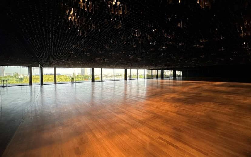 Panoramic Petit Salon, Cité de la musique, modern venue with natural light for events.