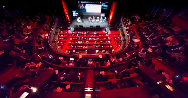 Espace Pierre Cardin